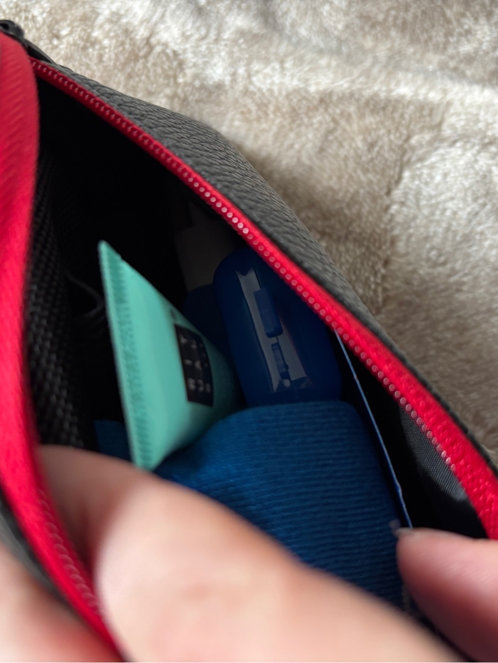 Tumi Amentity Kit for El Al Airline - Picture 8 of 8